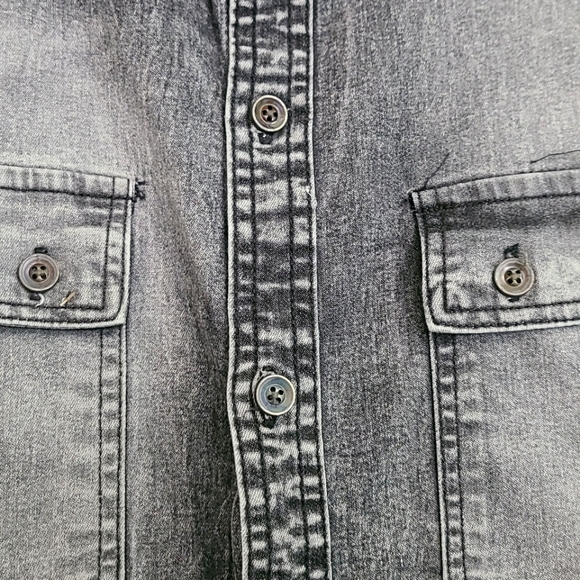⭐️3/$35 AIRWALK Denim Shirt NWOT - Picture 4 of 7